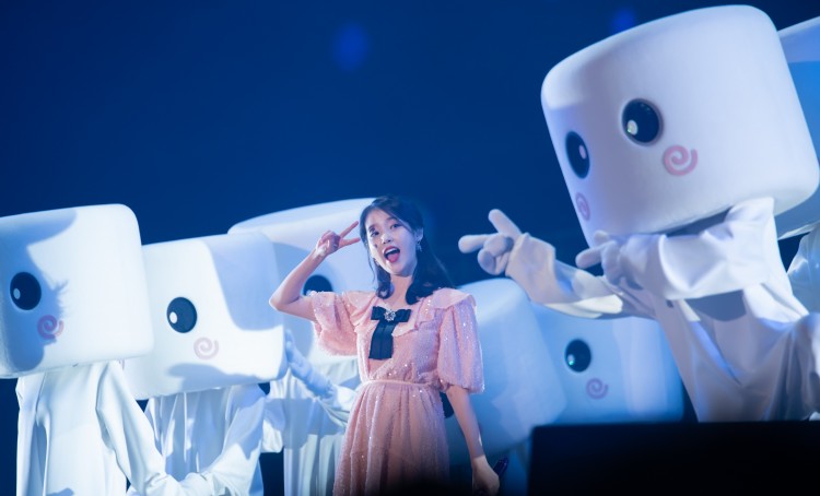 iu - image 4