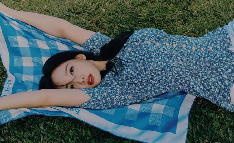 nayeon - image 1