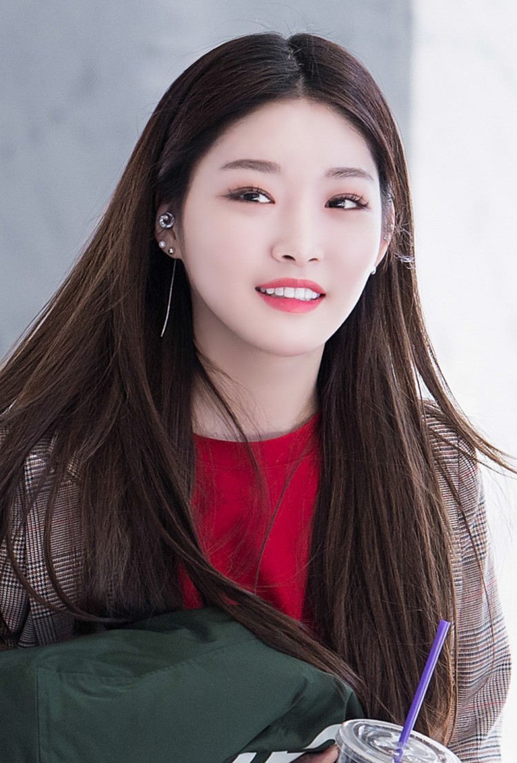 Chungha tức đến mức phải livestream làm rõ thông tin 2 quản lý bị nhiễm virus corona - image 2