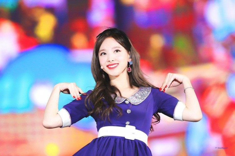 nayeon - image 1