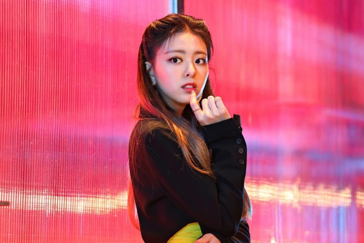 WANNABE của ITZY visual đẹp nhưng nhạc lại gây tranh cãi vì cứ mãi thông đẹp love yourself - image 6