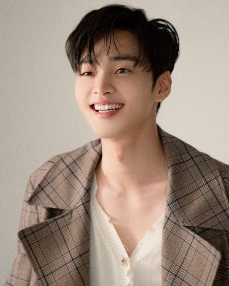 Kim Minjae tiết lộ anh cùng hội anh em cây khế Ahn Hyoseop đang chuẩn bị ra mắt làm idol  - image 2